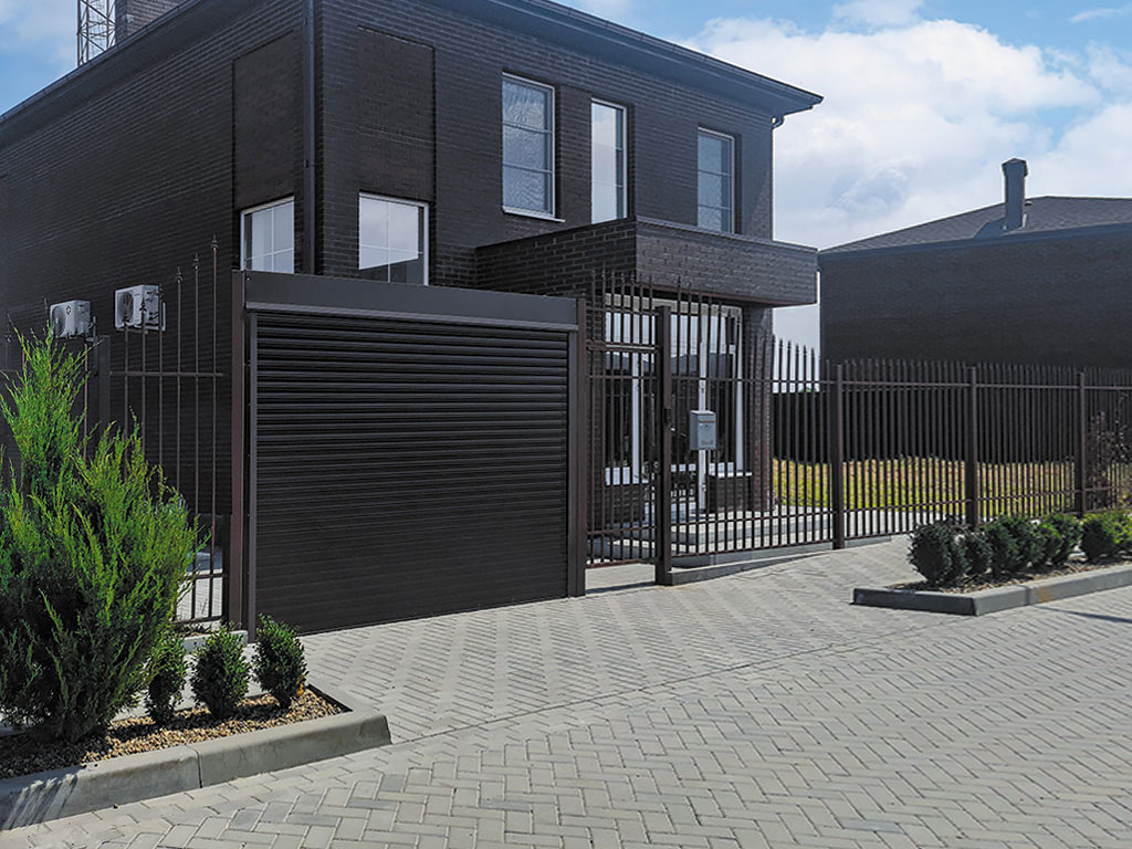 Рольворота для перекрытия въездного проема