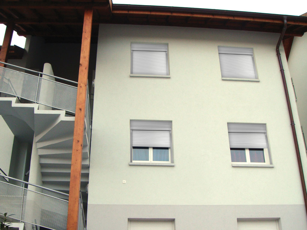 Рольставни в частном секторе